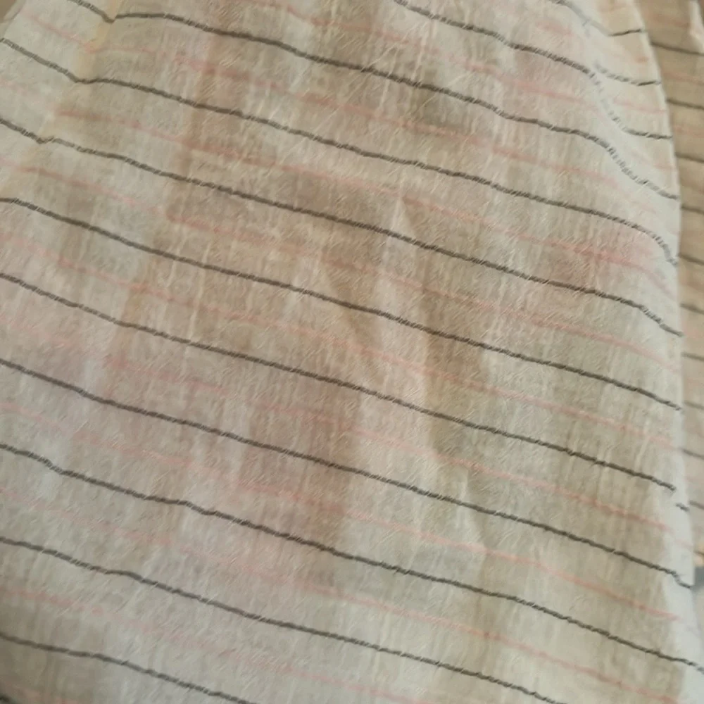 Universal Thread womens blouse size M beige/pink and black design 💯 cotton - Picture 9 of 9